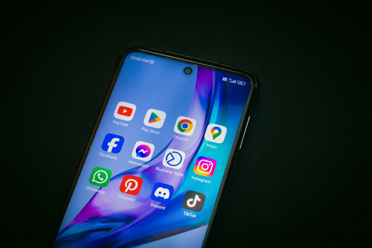 Mehr über den Artikel erfahren Daten sicher von altem aufs neue Android-Handy übertragen – so geht’s!